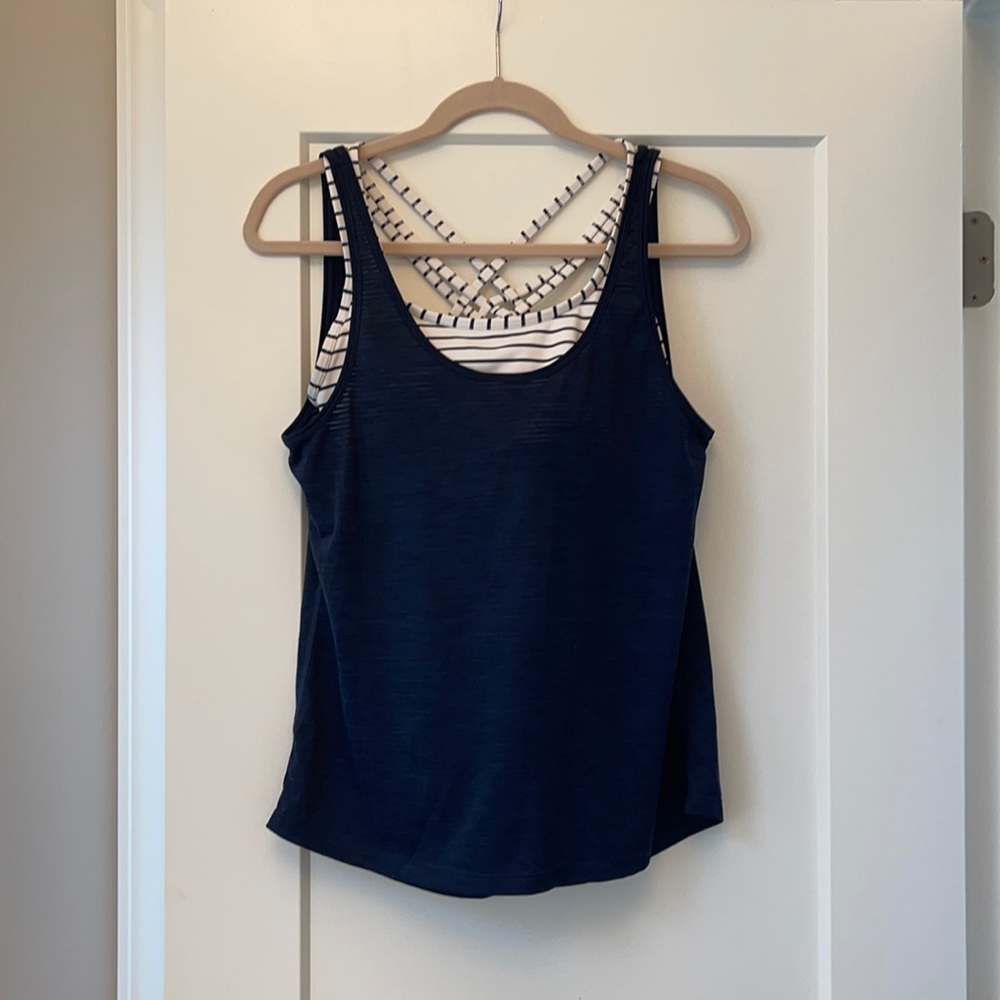 Athleta Tank Top w/ built in bra - size XS